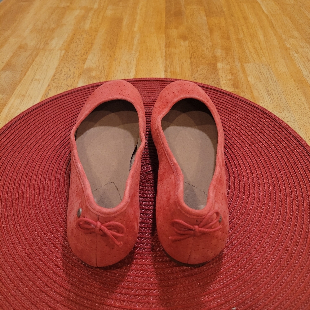 🩰NWOT~ 🔥FINAL PRICE🔥 UGG BALLERINA FLATS - Picture 3 of 5